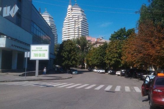 Фото рекламной плоскости по адресу s040Б,вул. В. Вернадського (Дзержинського), 37Б