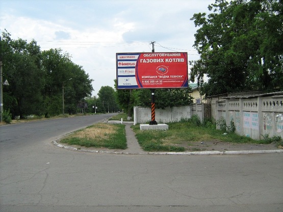 Фото рекламної площини за адресою вул. Заводська, центральний ринок