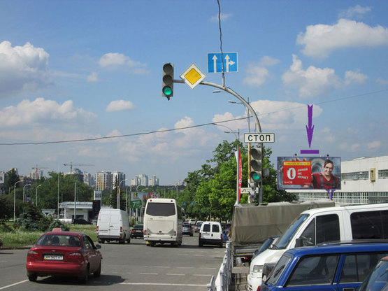 Фото рекламной плоскости по адресу ул.Героев Космоса, 4, ТРЦ "Ритм", ТЦ "Фуршет" , "Квадрат"