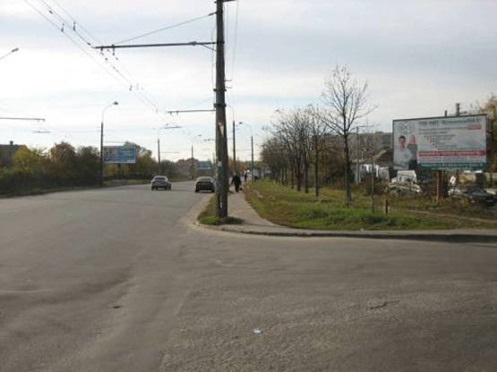 Фото рекламной плоскости по адресу П-т К. Володимира поворот на вул. Гризодубова