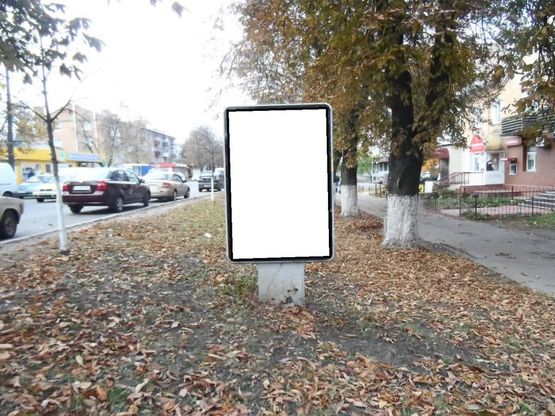 Фото рекламної площини за адресою г.Фастов, ул.Соборная, 34, Вечерний рынок