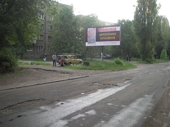 Фото рекламной плоскости по адресу ул. Николенко, 2/1