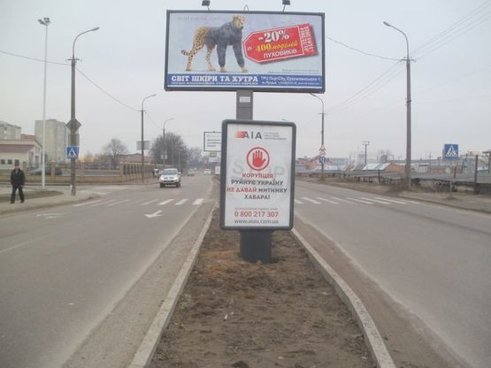 Фото рекламної площини за адресою вул. К.-Карого (навпроти "ПортСіті")