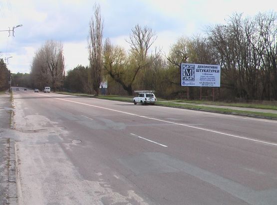 Фото рекламної площини за адресою ул. Холодноярская (ул. Московская), въезд со стороны г. Киева
