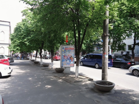 Фото рекламной плоскости по адресу Воскресенская ул.14, возле Приватбанка, Горисполкома, №2