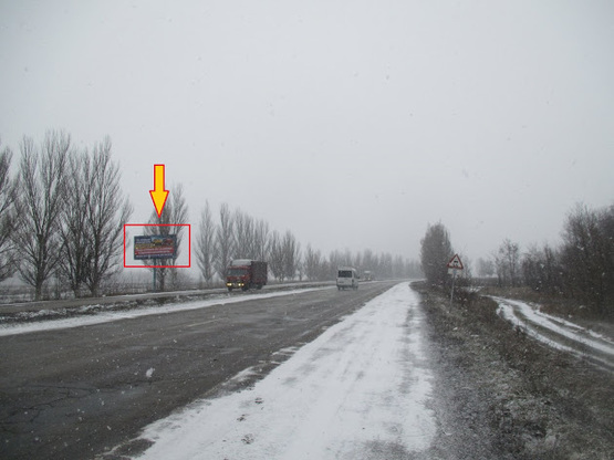 Фото рекламної площини за адресою Тр.Днепропетровк-Запорожье, 4000м до поста ГАИ