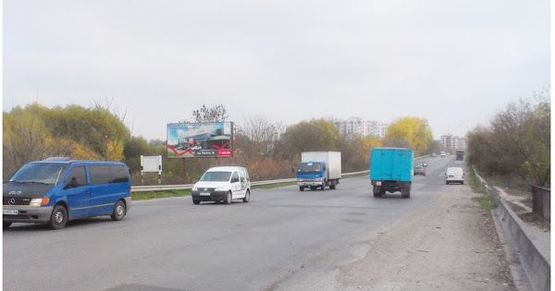 Фото рекламной плоскости по адресу вул.Будного "Білий замок"