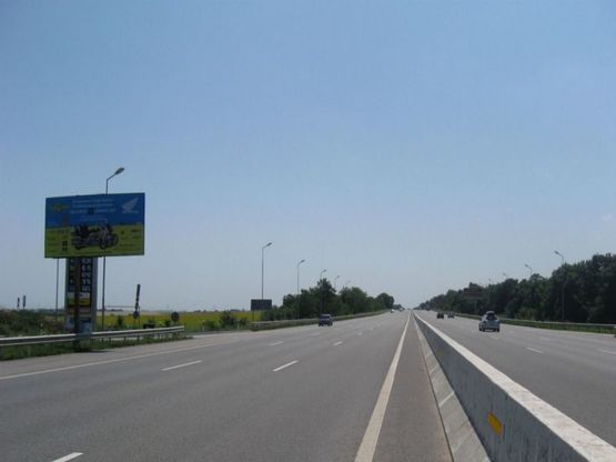 Фото рекламной плоскости по адресу Трасса  Киев-Одесса 454+150 Б (в стор. Одессы)