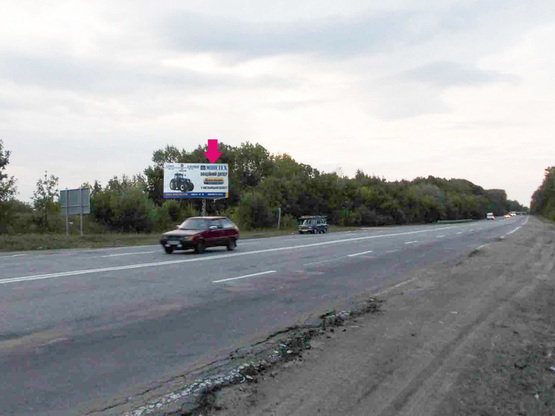 Фото рекламної площини за адресою Въезд из Каменец-Подольского, Черновцов, Метеостанция