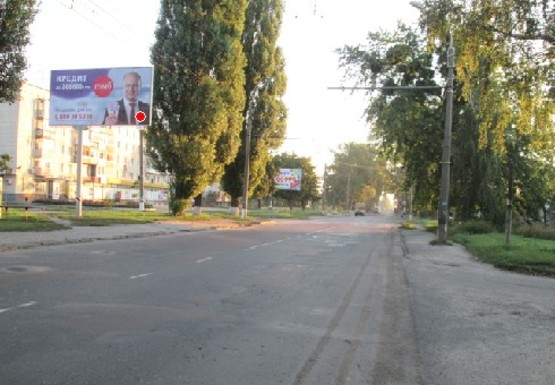 Фото рекламной плоскости по адресу Роменская ул., 92