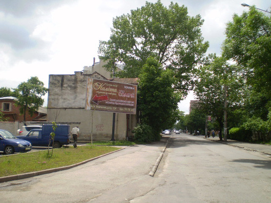 Фото рекламной плоскости по адресу Вовчинецька