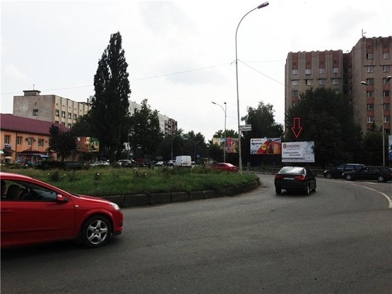 Фото рекламной плоскости по адресу вул.Грушевського-Минайська (транспортне кільце)