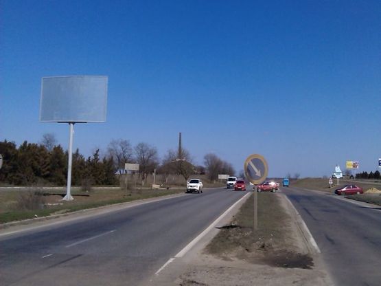 Фото рекламної площини за адресою Одесса-Николаев 21+900 Б (в стор. Николаева)