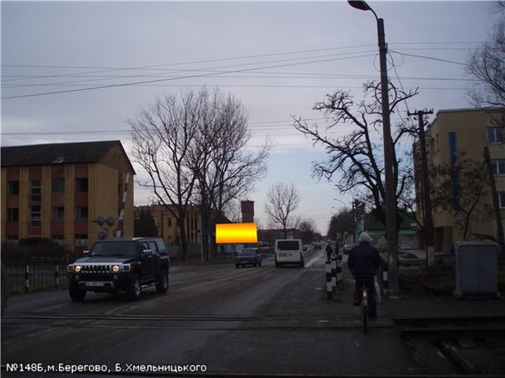 Фото рекламної площини за адресою вул.Б.Хмельницького (Берегкабель), залізн.переїзд, напр.-КПП Лужанка