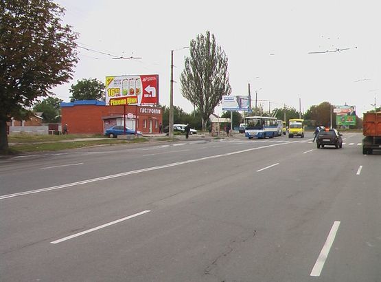 Фото рекламной плоскости по адресу ул. Шухевича (ул. Шмидта), центр.автовокзал, остановка,