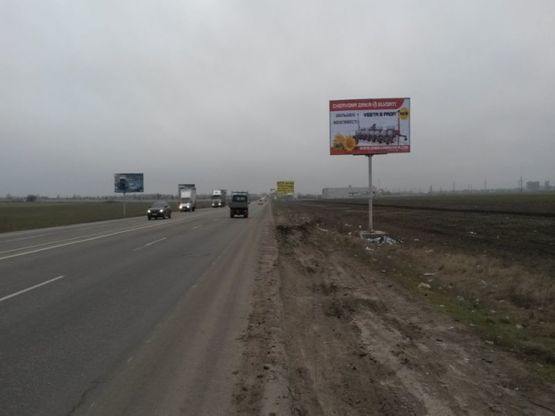 Фото рекламной плоскости по адресу Обьездная дорога 20+900 А (за клеверным мост. в стор. 2 столбов)