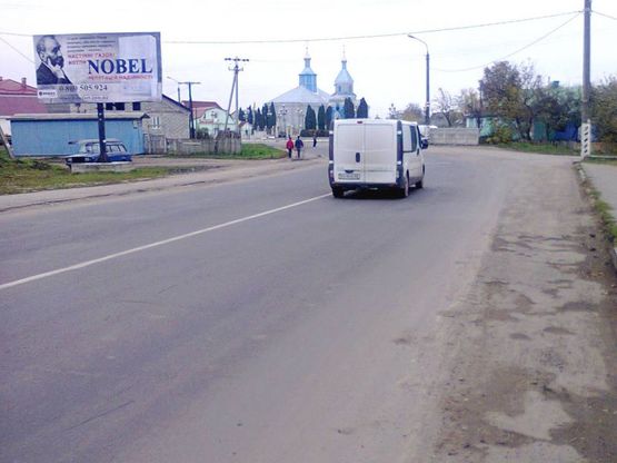 Фото рекламної площини за адресою вул. Грушевского, 20, бiля церкви, АЗС