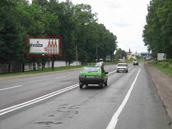 Фото рекламної площини за адресою с.Малехів (М1)