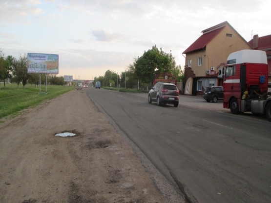 Фото рекламной плоскости по адресу Oдесса-Б.Днестровский Прилиманское 1 Б ( в стор. Б-Днестр.)