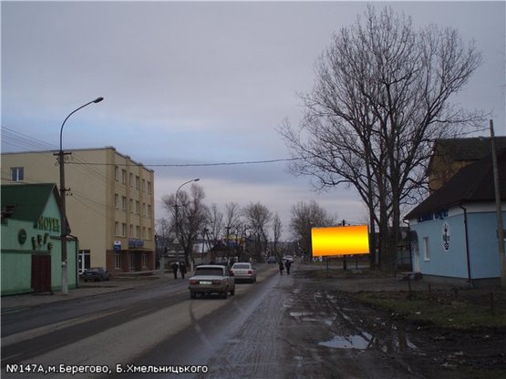Фото рекламної площини за адресою вул.Б.Хмельницького (Берегкабель), залізн.переїзд, напр.-до центру