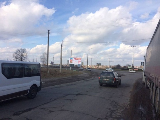 Фото рекламної площини за адресою Рівненська-Окружна_митний пост "Луцьк"_Епіцентр_в центр