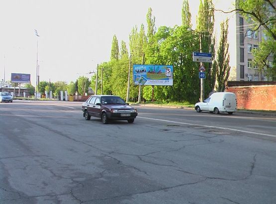 Фото рекламной плоскости по адресу ул. Чекаленка (ул. Медведева), ул. Шевченко, Пед. университет