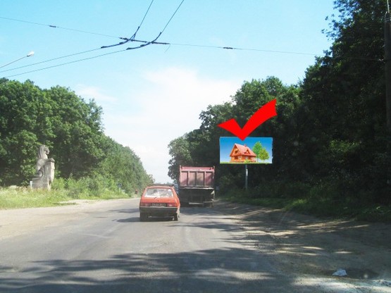 Фото рекламной плоскости по адресу вул.Зелена, виїзд зі Львова, навпроти кладовища