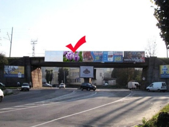 Фото рекламной плоскости по адресу вул.Липинського-Клепарівська, верхній лівий, місце 2