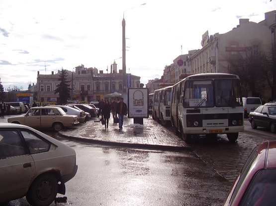 Фото рекламной плоскости по адресу Галицька ЗОЛОТА ПІРАМІДА  ст. Б
