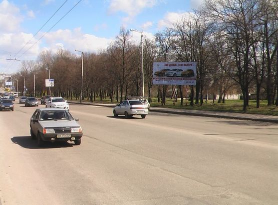 Фото рекламной плоскости по адресу ул. Вокзальная (ул. Окт. Революции) - МЭЗ
