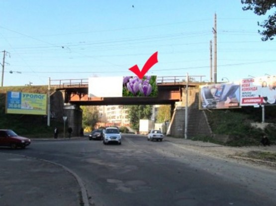 Фото рекламной плоскости по адресу вул. Джерельна-Шляхопровід, верхній правий