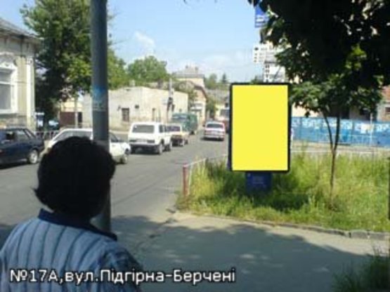 Фото рекламной плоскости по адресу вул.Підгірна-Берчені, піш.перехід,світлофори, напр-Берчені