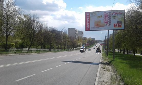 Фото рекламной плоскости по адресу вул. Пасічна 89