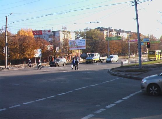 Фото рекламной плоскости по адресу ул. Е. Тельнова (пр. Правды), п-я Челентано, обл. больница
