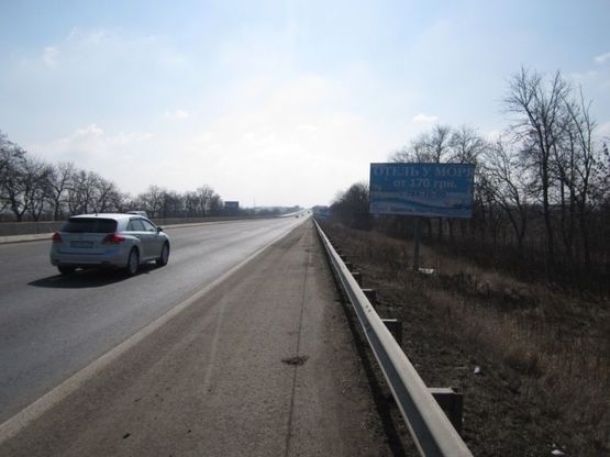 Фото рекламной плоскости по адресу Трасса  Киев-Одесса 453+400 А (в стор. Одессы)