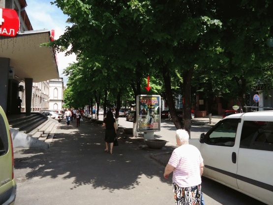 Фото рекламной плоскости по адресу Воскресенская ул.14, возле Приватбанка, Горисполкома, №1
