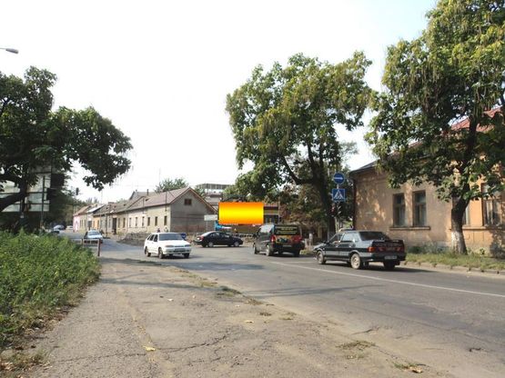 Фото рекламной плоскости по адресу вул.Руська-вул.Анкудінова(перехрестя), напрям.-вул.Руська