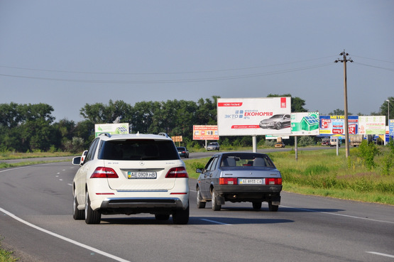 Фото рекламной плоскости по адресу Донецьке шосе, між Метро та Епіцентром