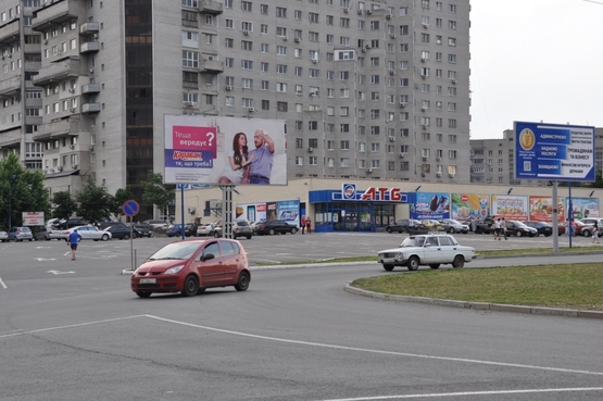 Фото рекламной плоскости по адресу Зоряний бульвар (навпроти АТБ-маркета)