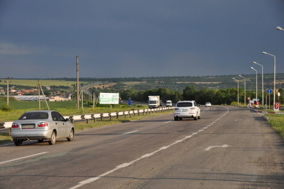 Фото рекламной плоскости по адресу Запорізьке шосе, с. Новоолександрівка, виїзд в сторону смт Солоне, Запоріжжя(418км+500м) пташка
