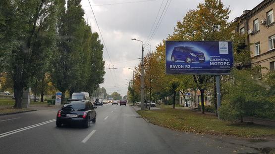 Фото рекламной плоскости по адресу вул. Криворізька, 14, напрям до вул. Робоча