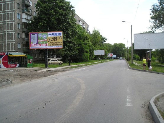 Фото рекламной плоскости по адресу вул. Будівельників, до пр-т Б. Хмельницького