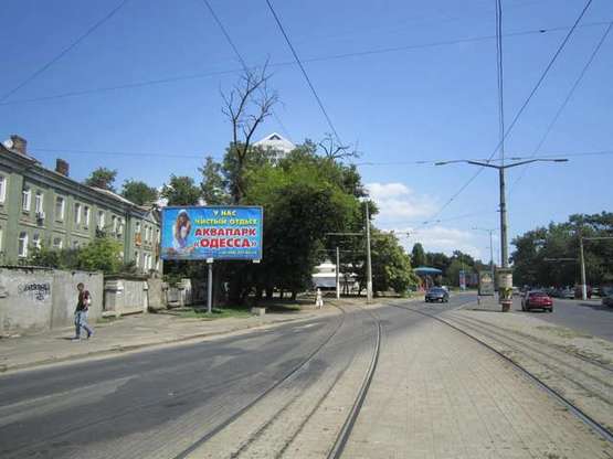 Фото рекламной плоскости по адресу просп. Гагарина,23 (напротив)