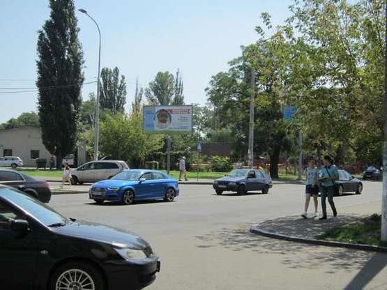 Фото рекламної площини за адресою ул. Щорса - ул. Гастелло, 125А