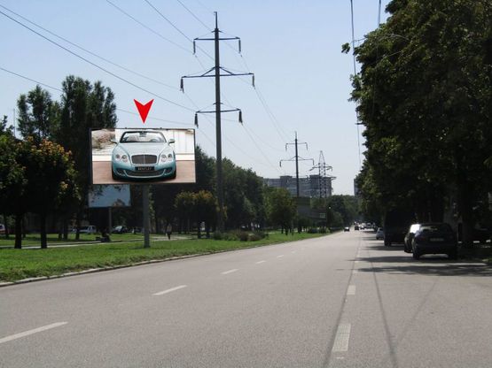 Фото рекламной плоскости по адресу m004A,просп. О.Поля, 96, рух вгору (РОЗМІР РЕКЛАМНОЇ ПЛОЩИНИ 5,9Х2,9)