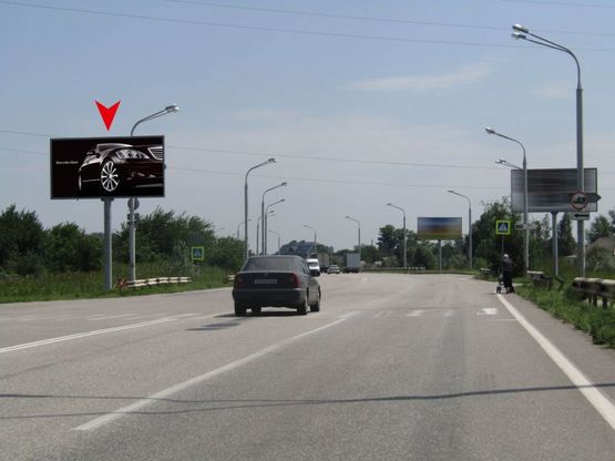 Фото рекламной плоскости по адресу m038B,Полтавське шосе - вул. Лазарєва, пішохідний перехід