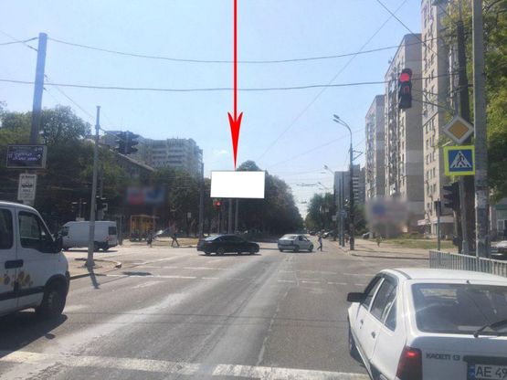 Фото рекламной плоскости по адресу s161A,вул. Робоча - вул. Уральська, на світлофорі