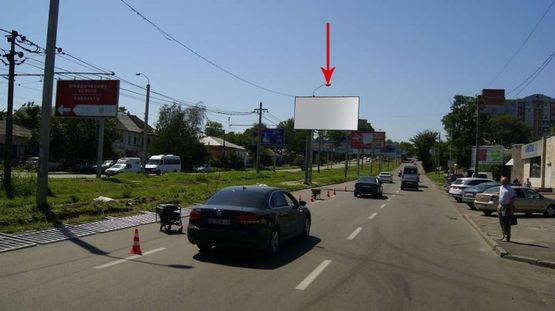 Фото рекламной плоскости по адресу t033A,вул. Робоча, 8