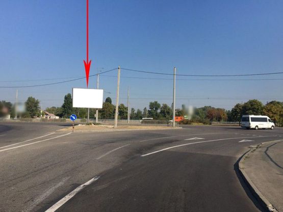 Фото рекламной плоскости по адресу 075A2,Набережна Заводська - вул.Панаса Мирного, біля парку ім.Леніна, по руху в центр