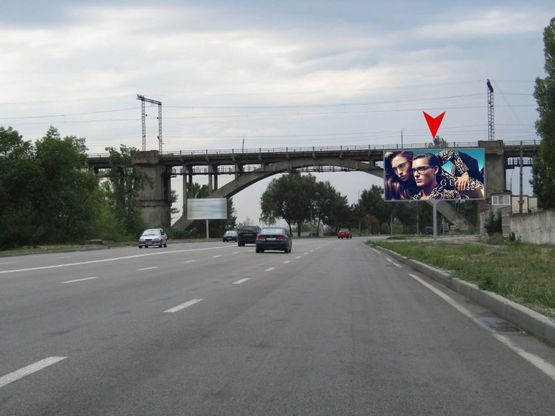 Фото рекламной плоскости по адресу m032A,вул. Маршала Малиновського, Мерефо-Херсонський міст, база Металопрокату